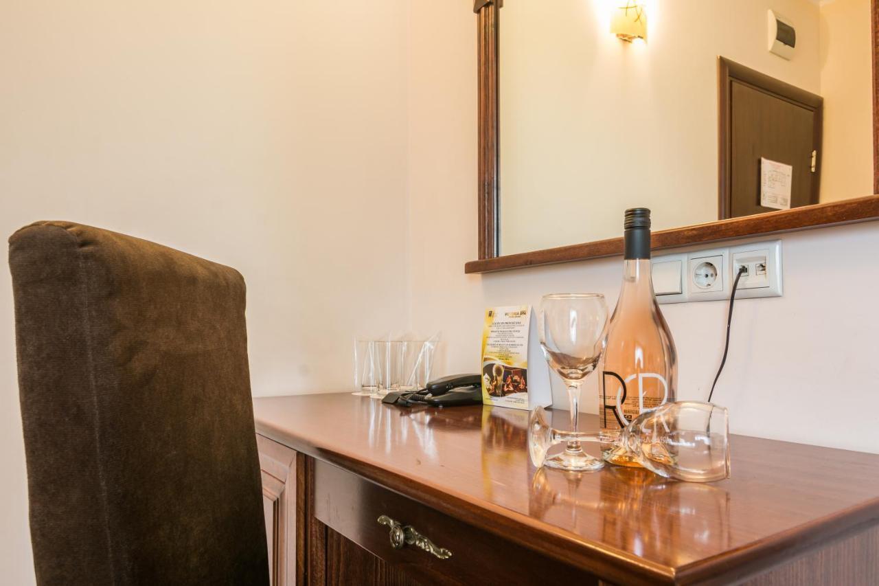 Hotel Aris 3*