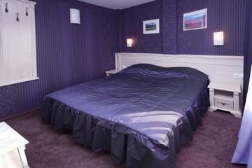 Aris Hotel