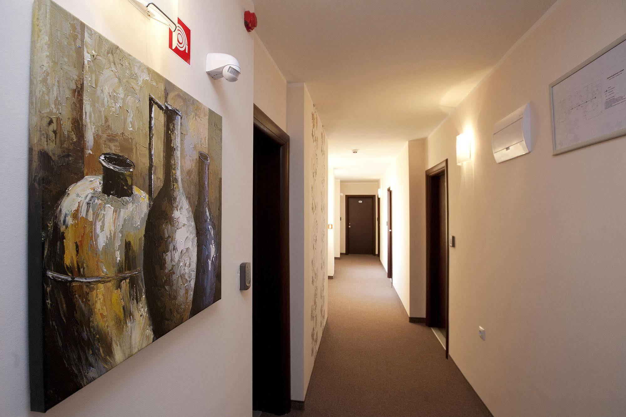 Hotel Aris 3*
